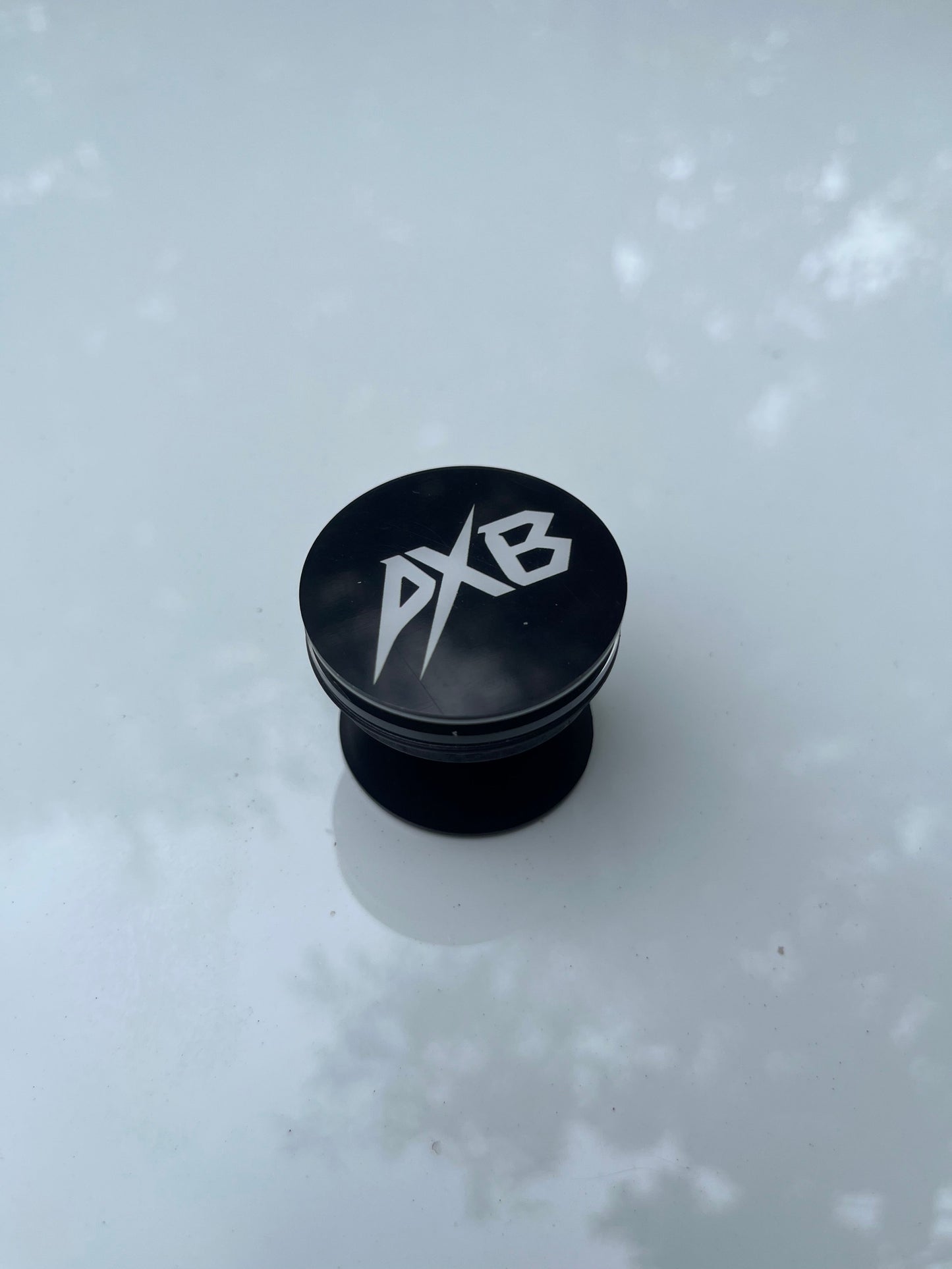 Axbolts Spinner